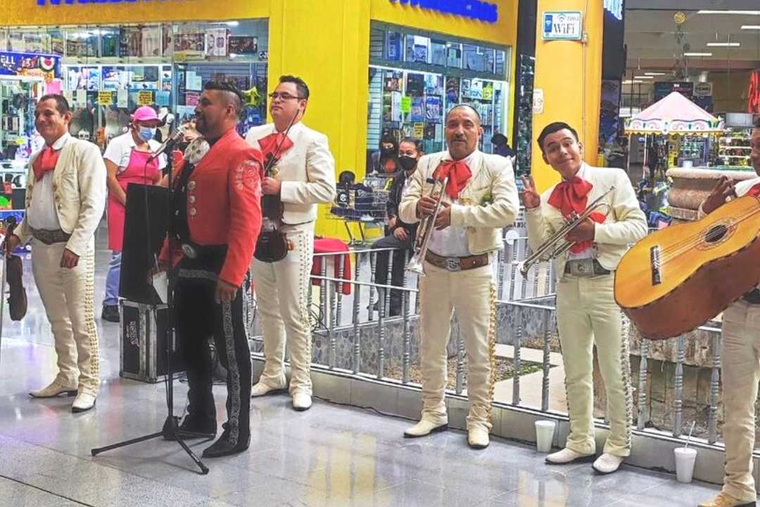 Mariachis en Nezahualcóyotl