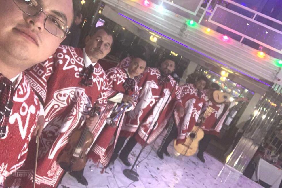 Mariachis en Chimalhuacán