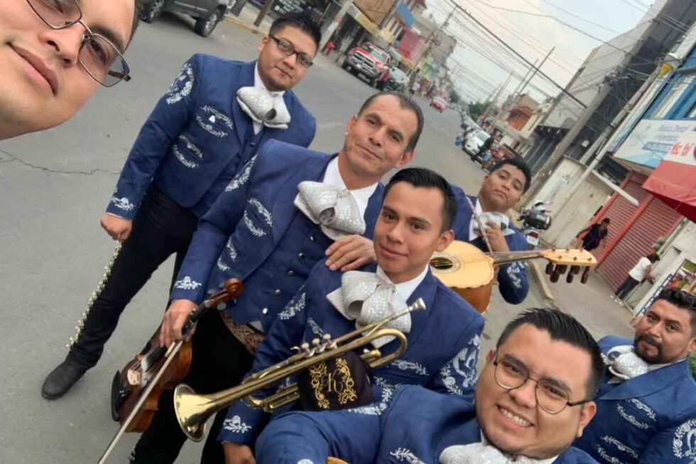 Mariachis en Chimalhuacán