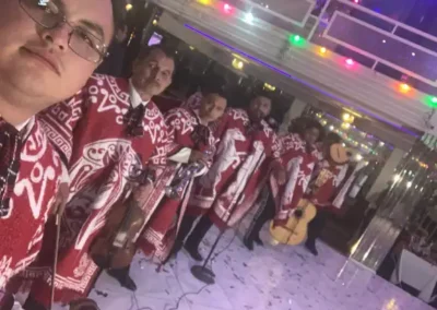Mariachis Nezahualcóyotl económicos