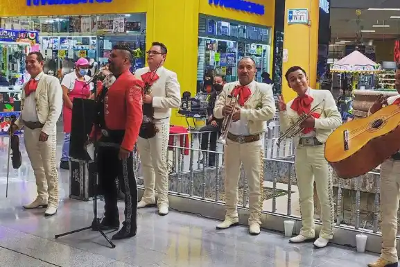 Mariachis en la Ciudad de México serenatas Mariachis en la Ciudad de México